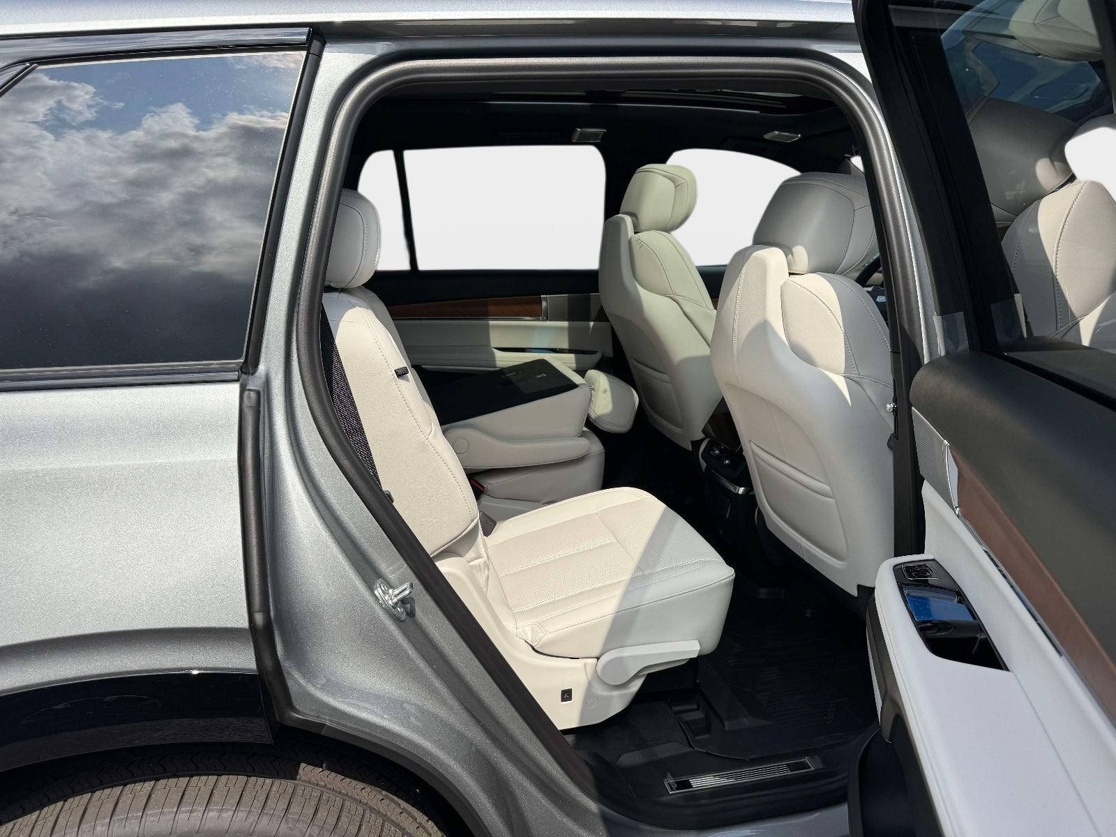 2027 Cadillac VISTIQ Sport