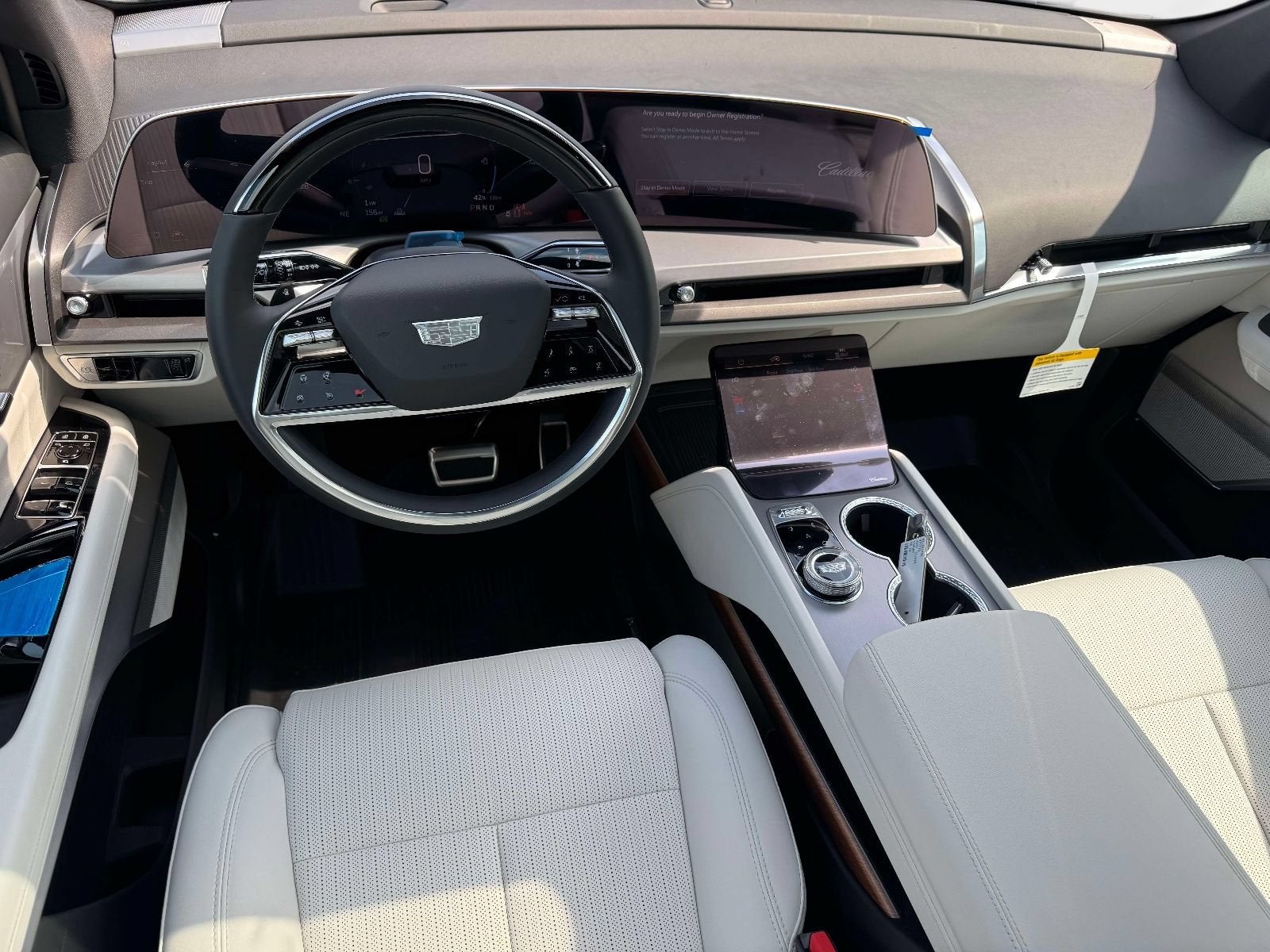 2027 Cadillac VISTIQ Sport