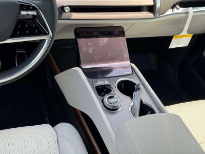 2027 Cadillac VISTIQ Sport