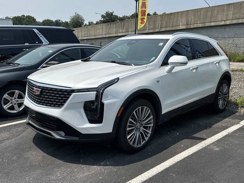 2024 Cadillac XT4 Premium Luxury