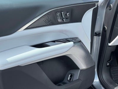 2023 Cadillac LYRIQ Luxury