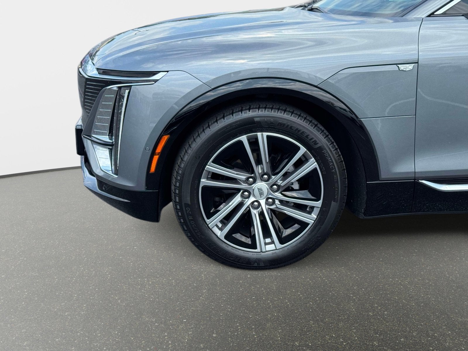 2023 Cadillac LYRIQ Luxury