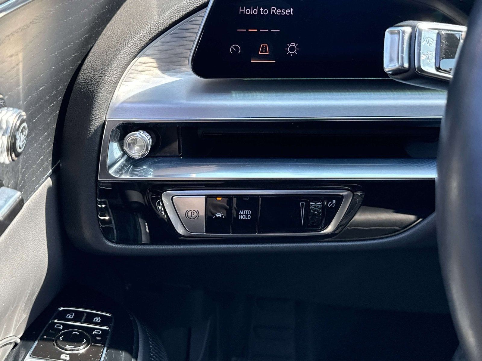 2023 Cadillac LYRIQ Luxury