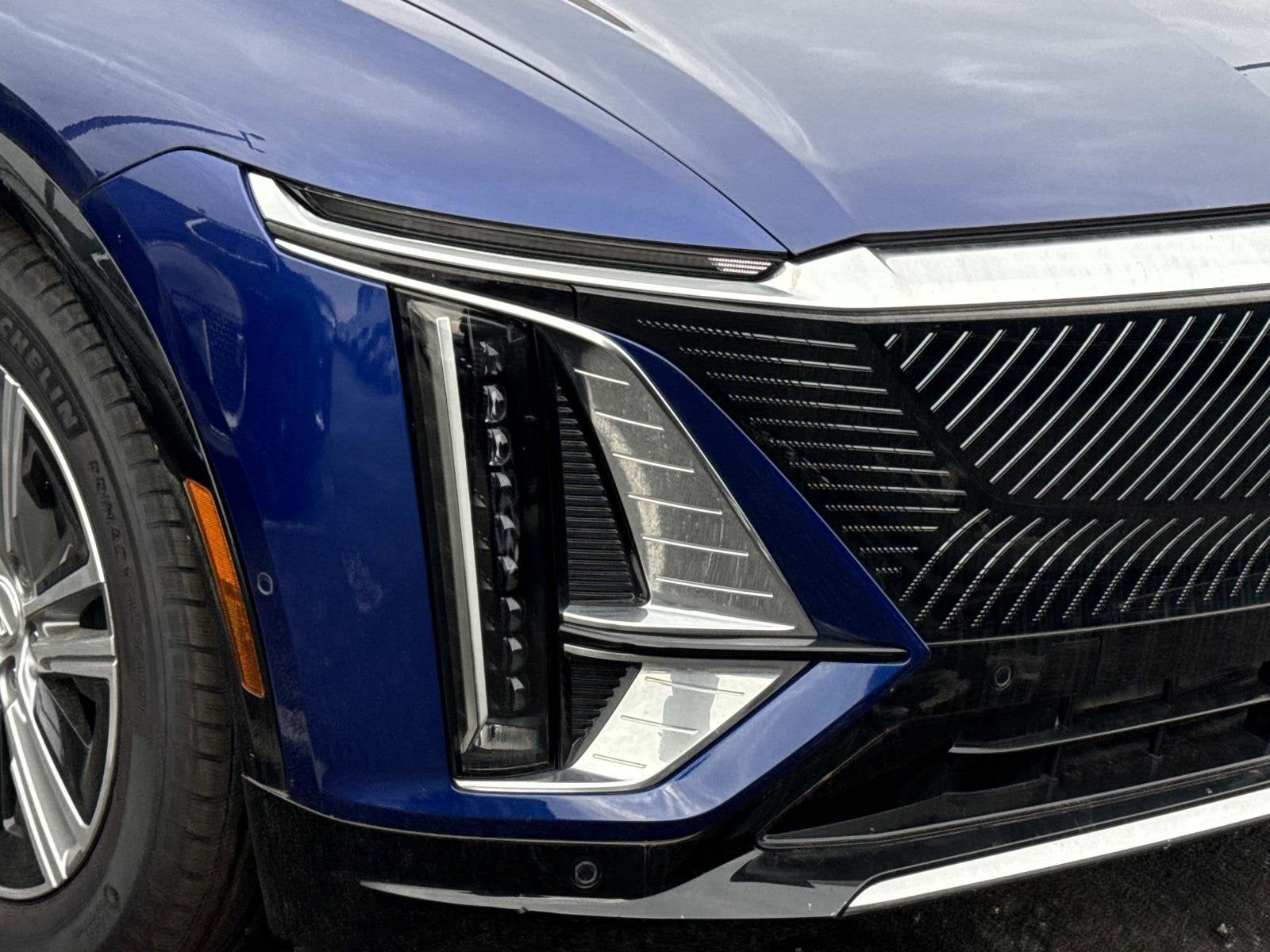 2024 Cadillac LYRIQ Luxury 1