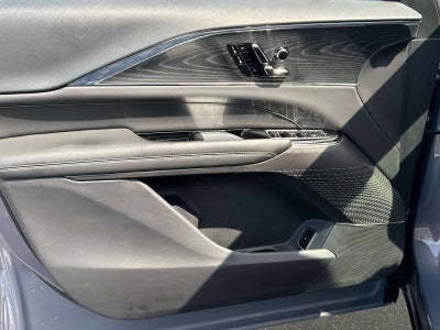 2024 Cadillac LYRIQ Luxury 1