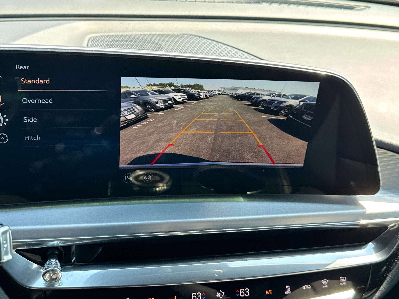 2024 Cadillac LYRIQ Luxury 1