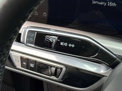 2024 Cadillac LYRIQ Luxury 1