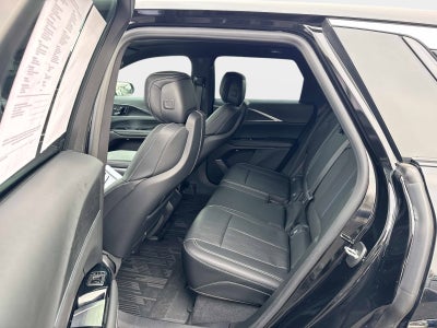 2024 Cadillac LYRIQ Luxury 1