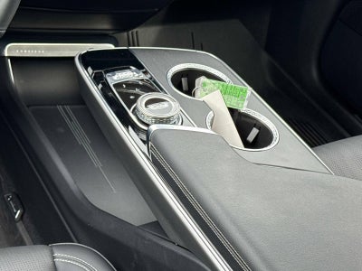 2024 Cadillac LYRIQ Luxury 1