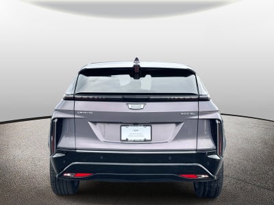2024 Cadillac LYRIQ Luxury 1
