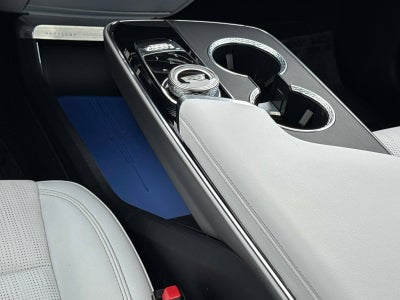 2024 Cadillac LYRIQ Luxury 1