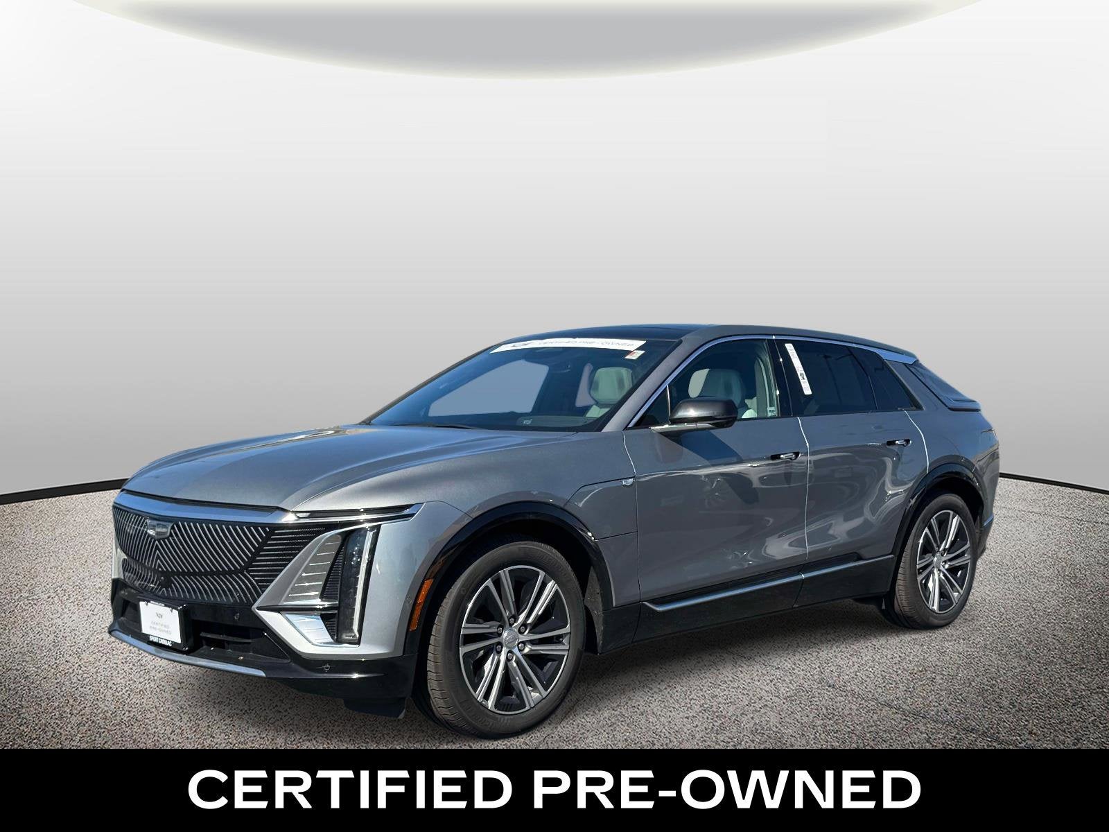 2024 Cadillac LYRIQ Luxury 2