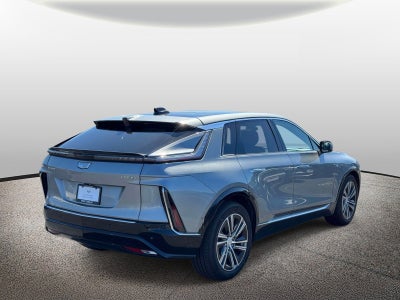 2024 Cadillac LYRIQ Luxury 2