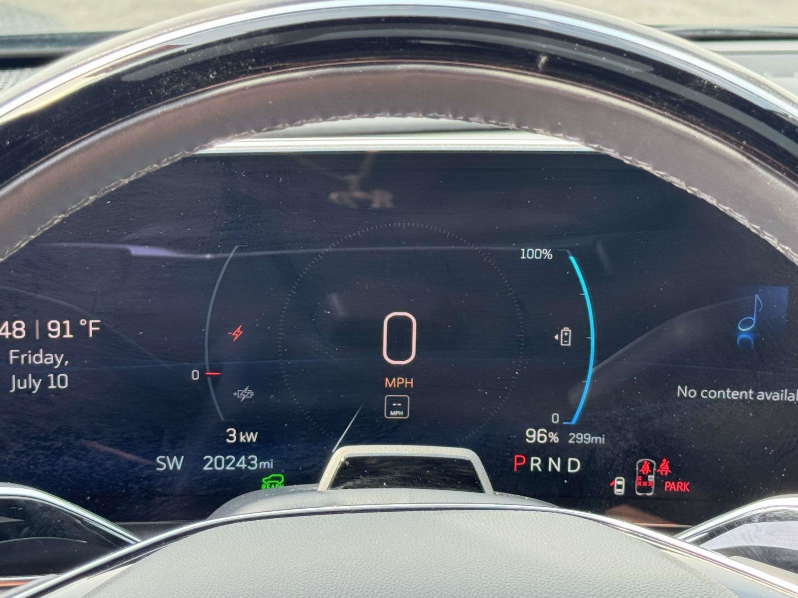 2024 Cadillac LYRIQ Luxury 2