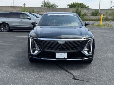 2024 Cadillac LYRIQ Luxury 2