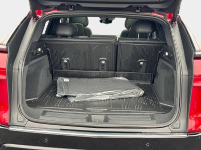 2024 Cadillac LYRIQ Luxury 3