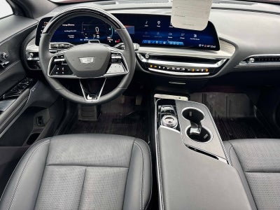 2024 Cadillac LYRIQ Luxury 3