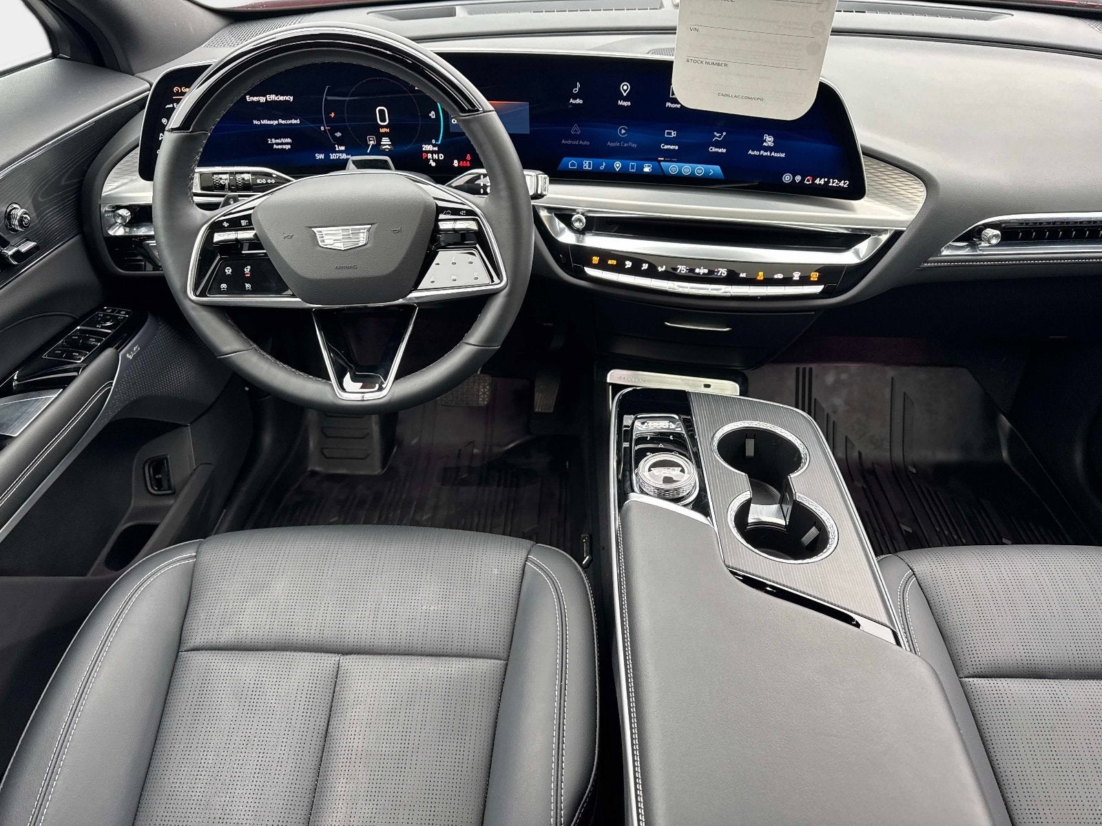 2024 Cadillac LYRIQ Luxury 3