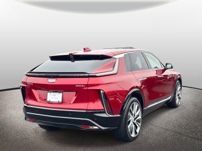 2024 Cadillac LYRIQ Luxury 3