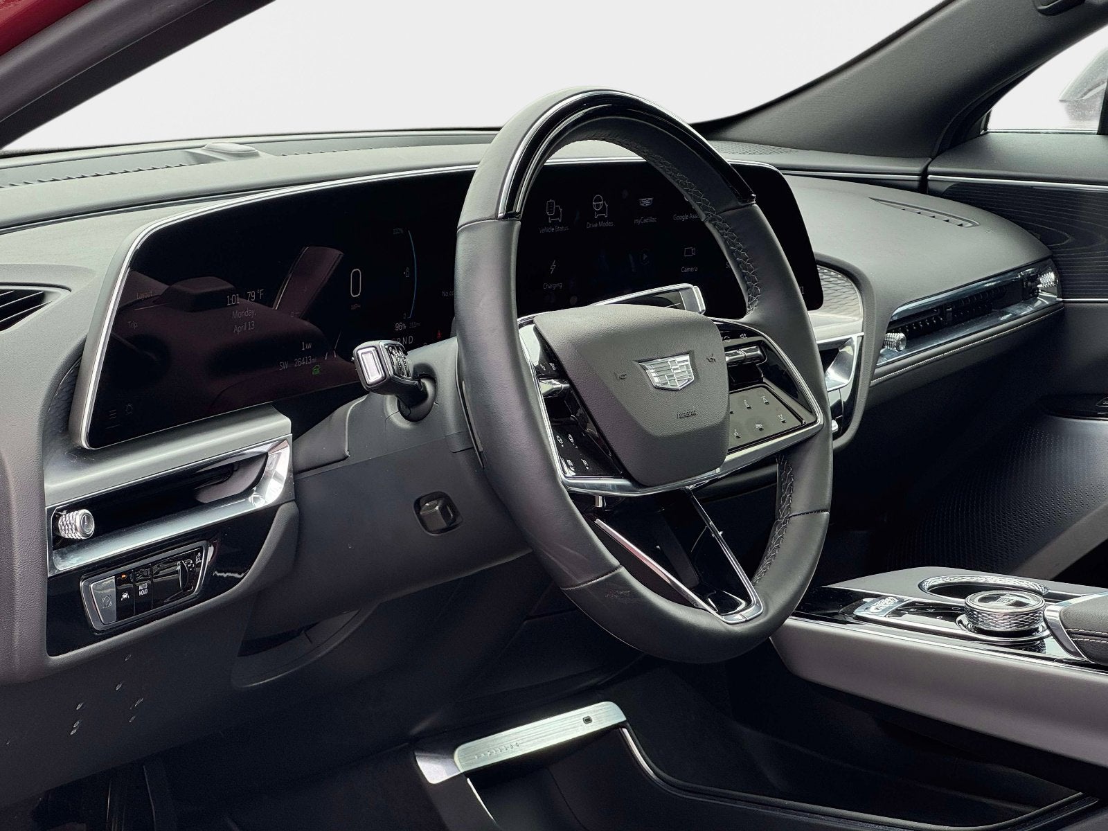 2024 Cadillac LYRIQ Luxury 3