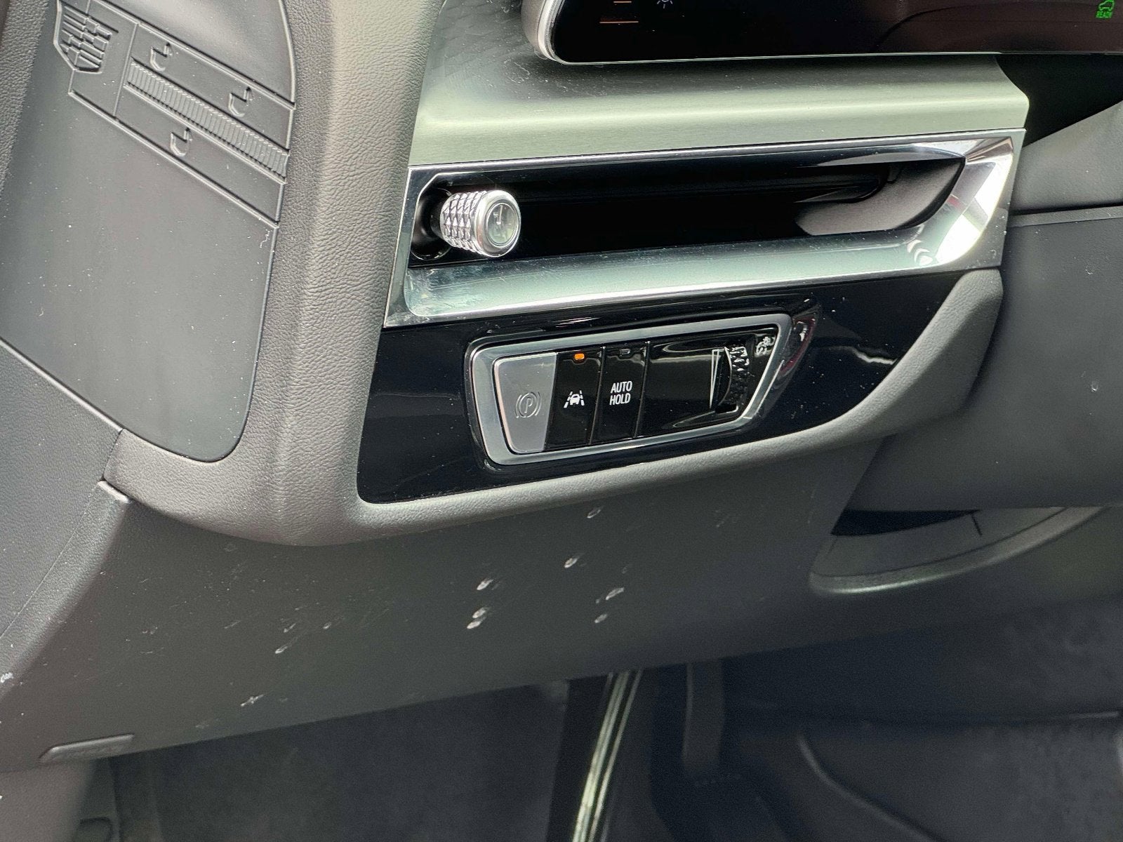 2024 Cadillac LYRIQ Luxury 3