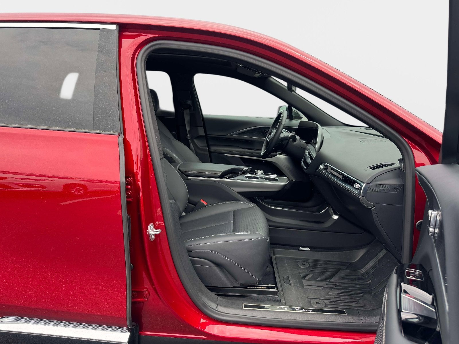 2024 Cadillac LYRIQ Luxury 3