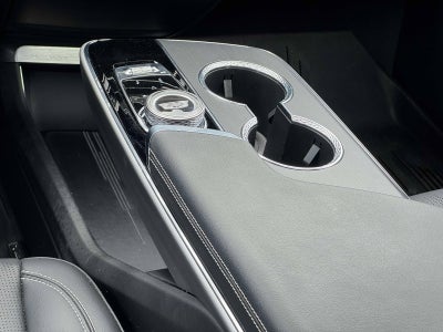 2024 Cadillac LYRIQ Luxury 3