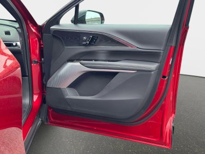 2025 Cadillac LYRIQ Luxury 3