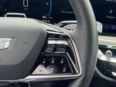 2025 Cadillac LYRIQ Luxury 3