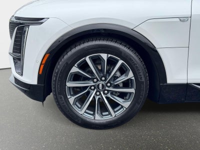 2024 Cadillac LYRIQ Sport 2
