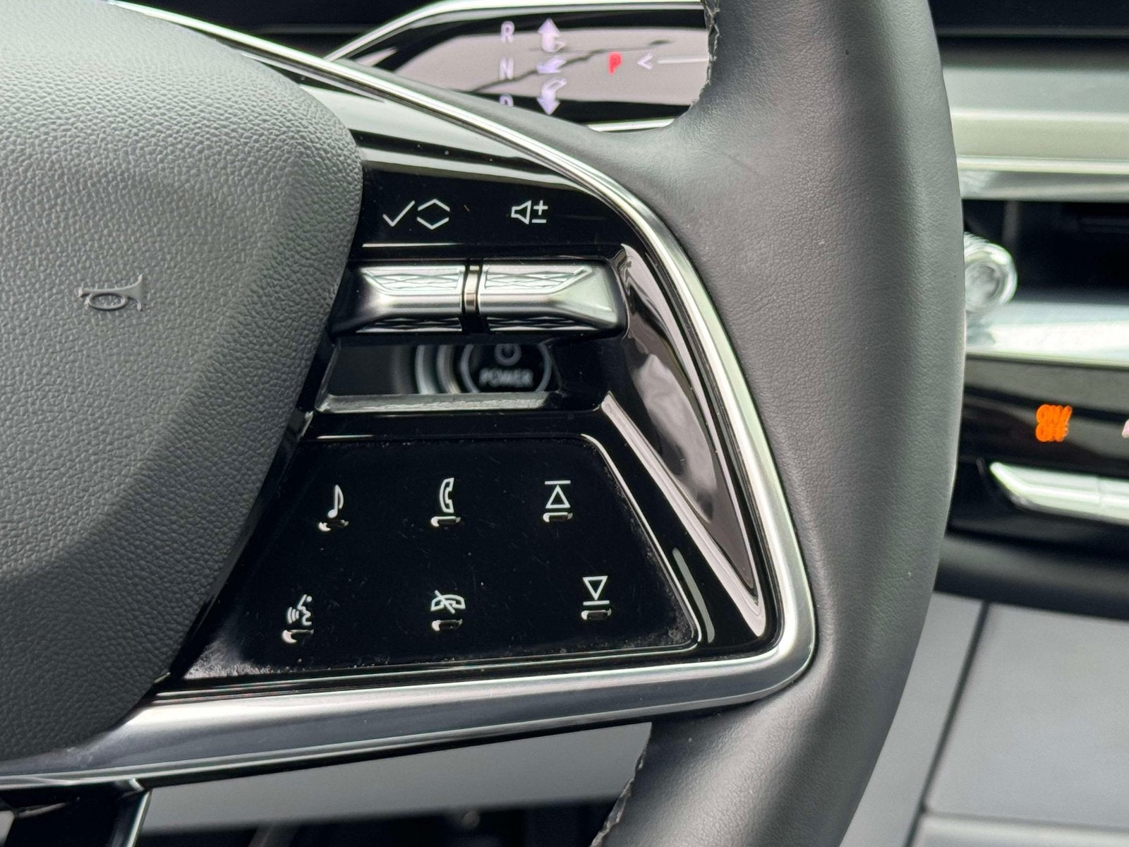 2024 Cadillac LYRIQ Sport 2