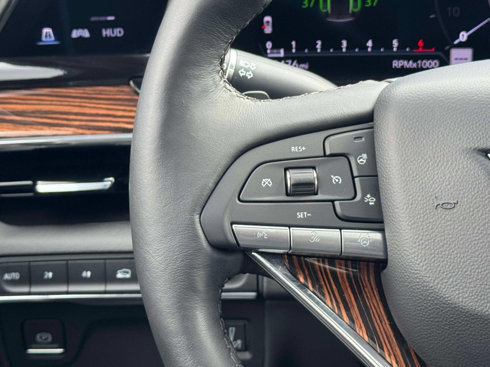 2024 Cadillac Escalade Premium Luxury