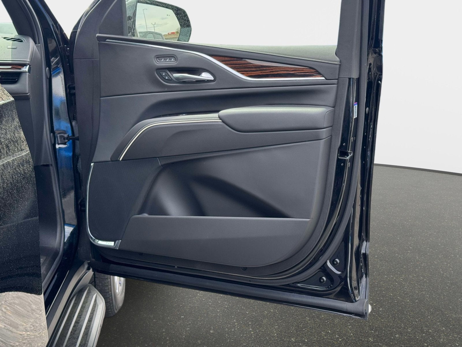 2024 Cadillac Escalade ESV Premium Luxury