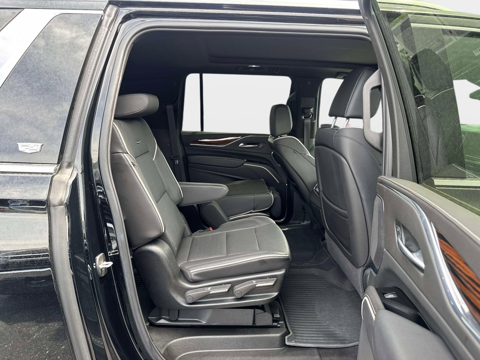 2024 Cadillac Escalade ESV Premium Luxury