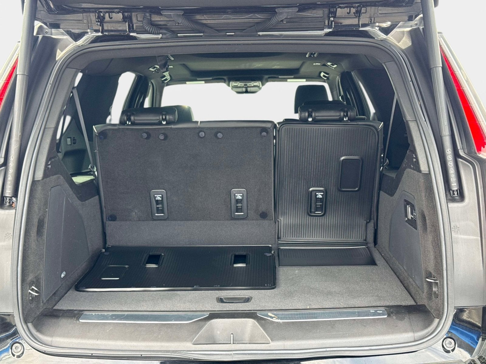 2024 Cadillac Escalade ESV Premium Luxury