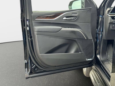 2024 Cadillac Escalade ESV Premium Luxury