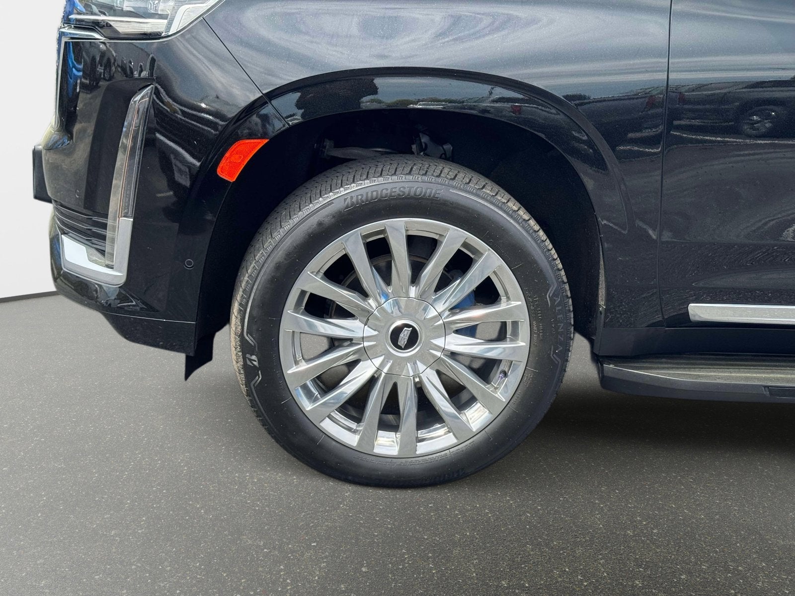 2024 Cadillac Escalade ESV Premium Luxury