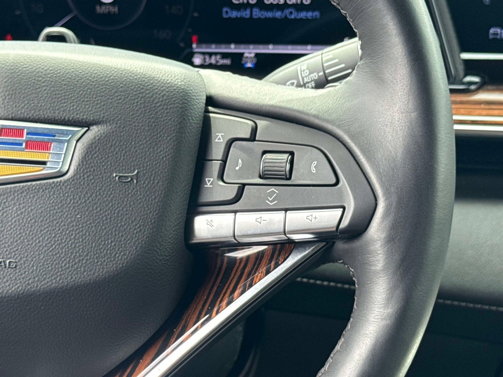 2024 Cadillac Escalade ESV Premium Luxury