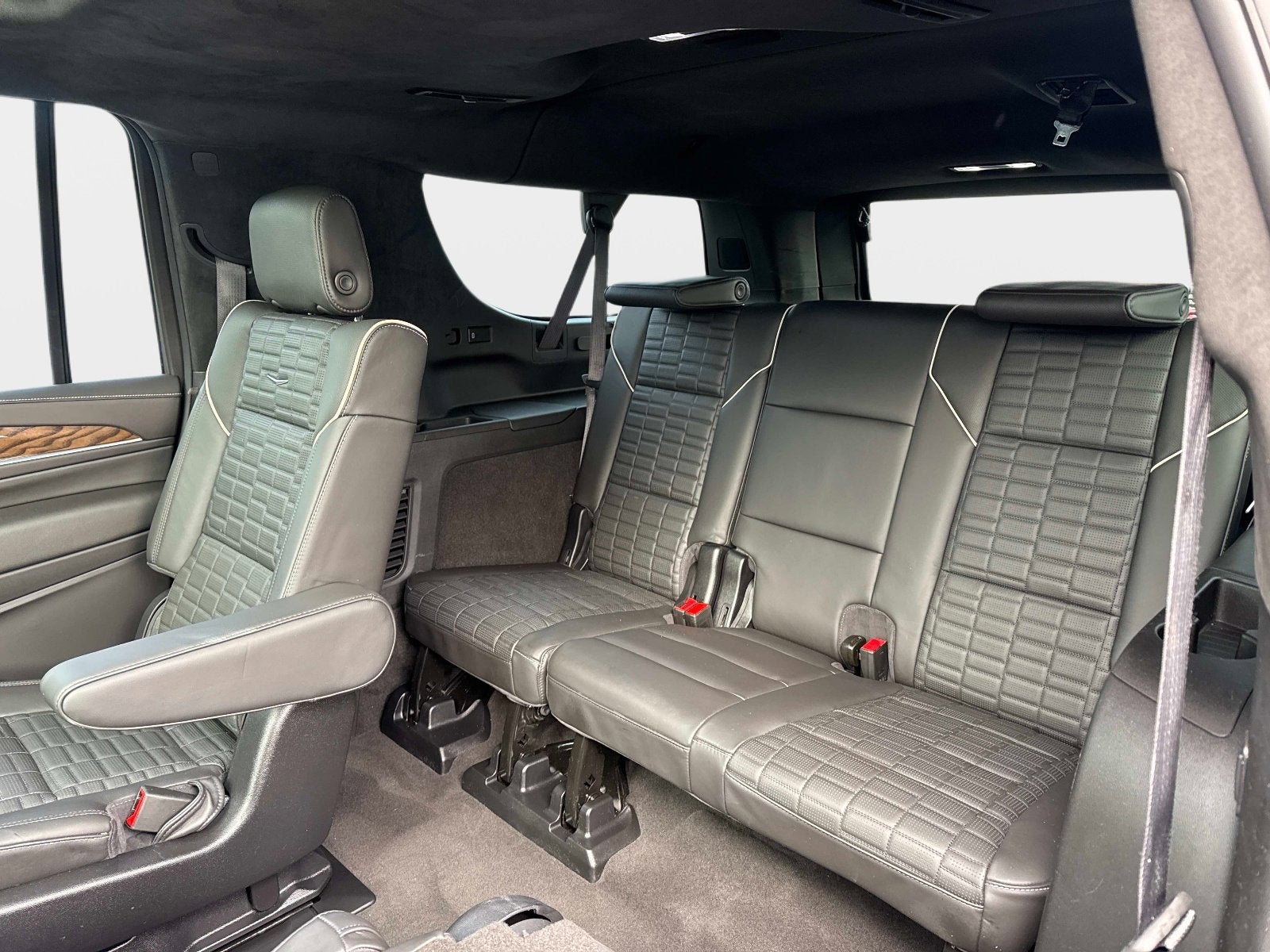 2024 Cadillac Escalade ESV Sport Platinum