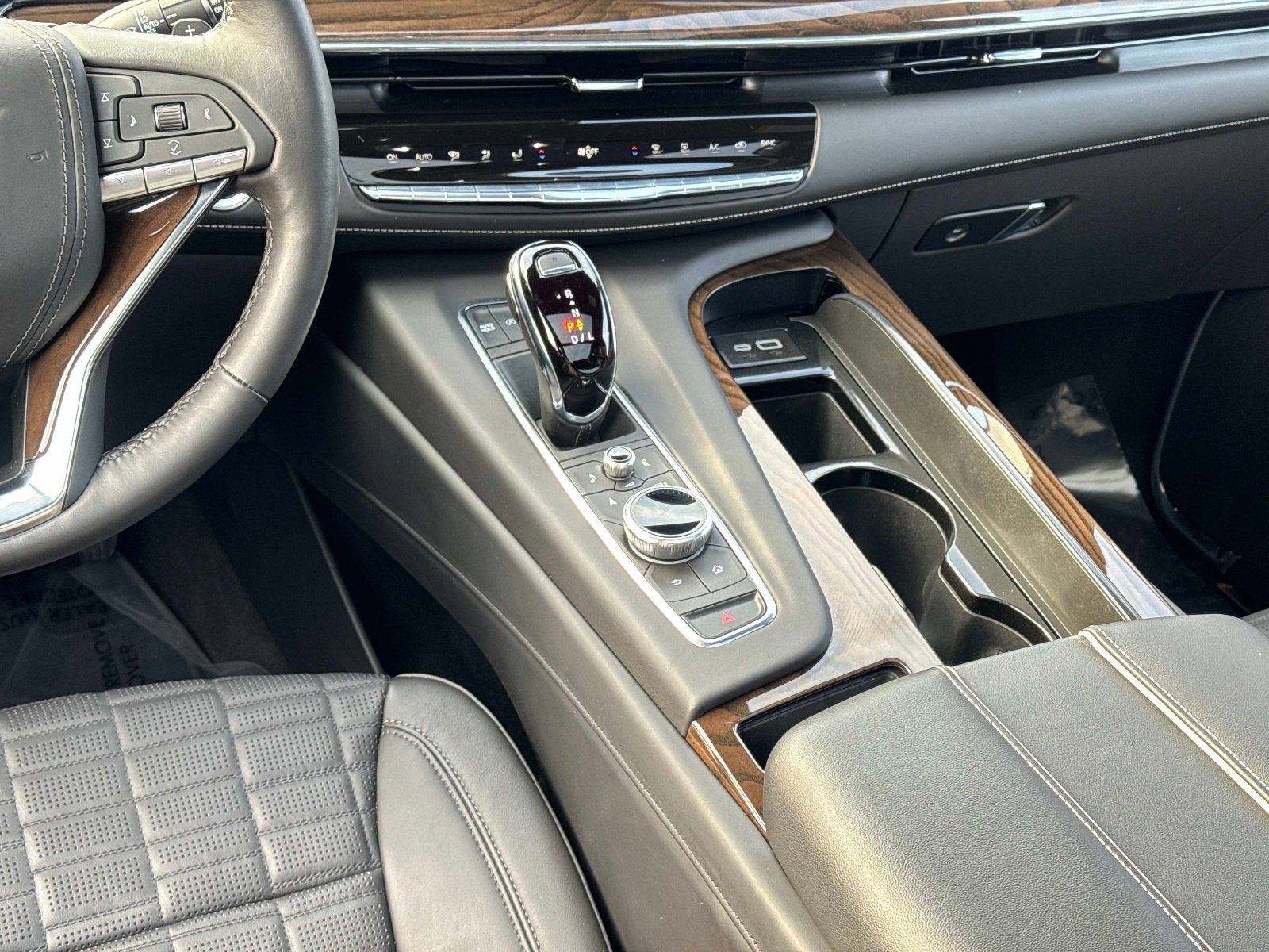 2024 Cadillac Escalade ESV Sport Platinum