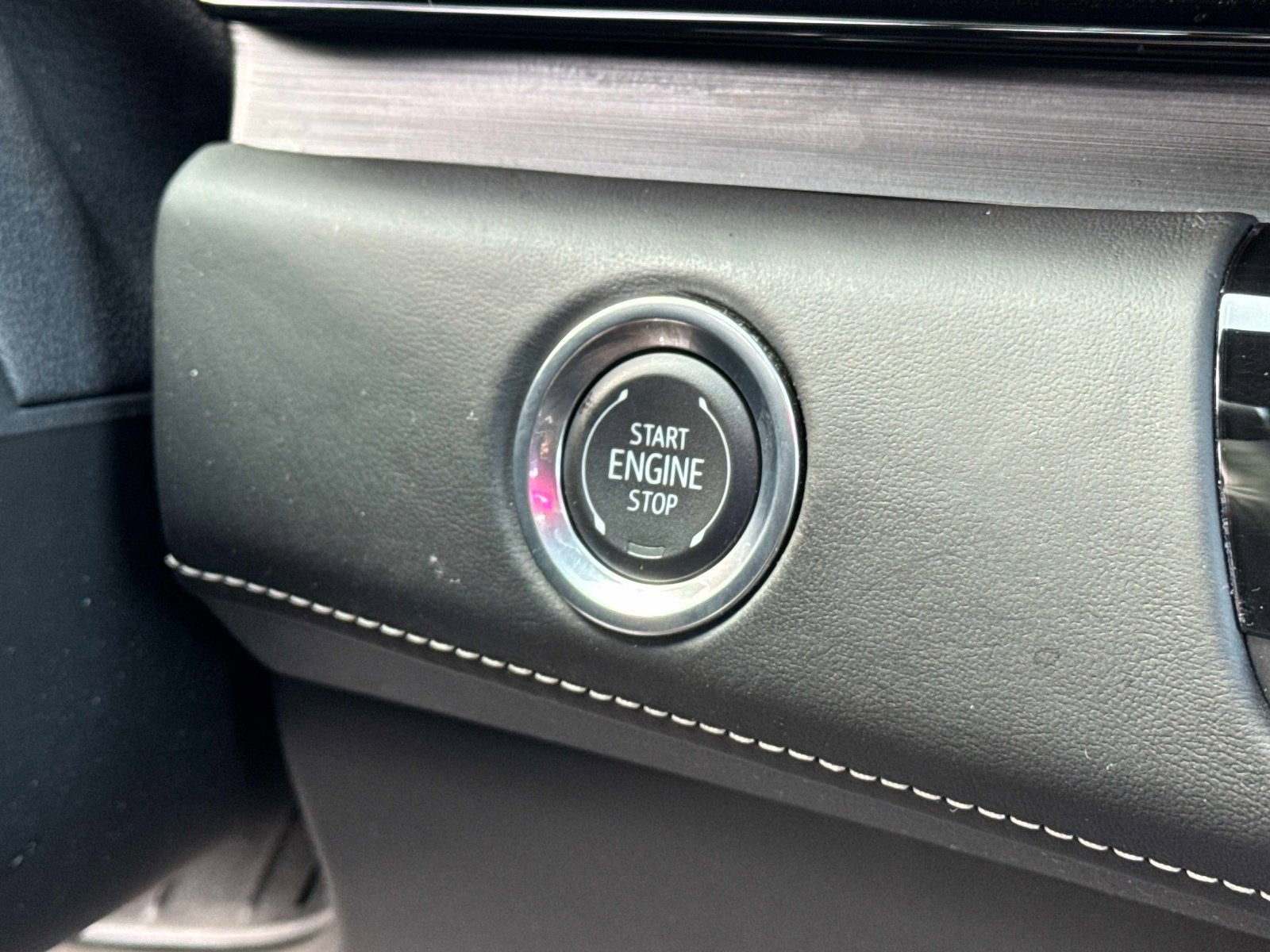 2024 Cadillac Escalade ESV Sport Platinum