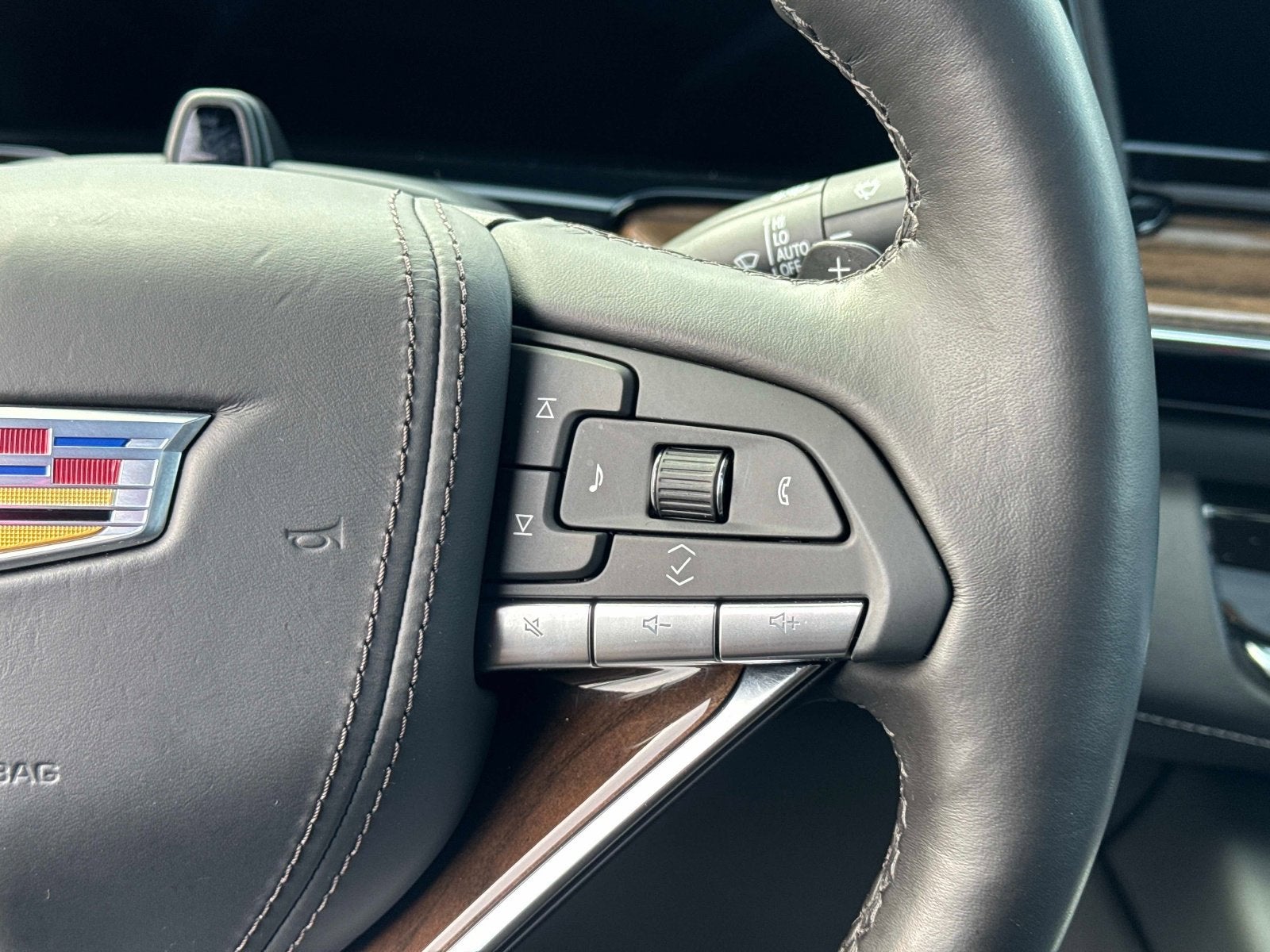 2024 Cadillac Escalade ESV Sport Platinum