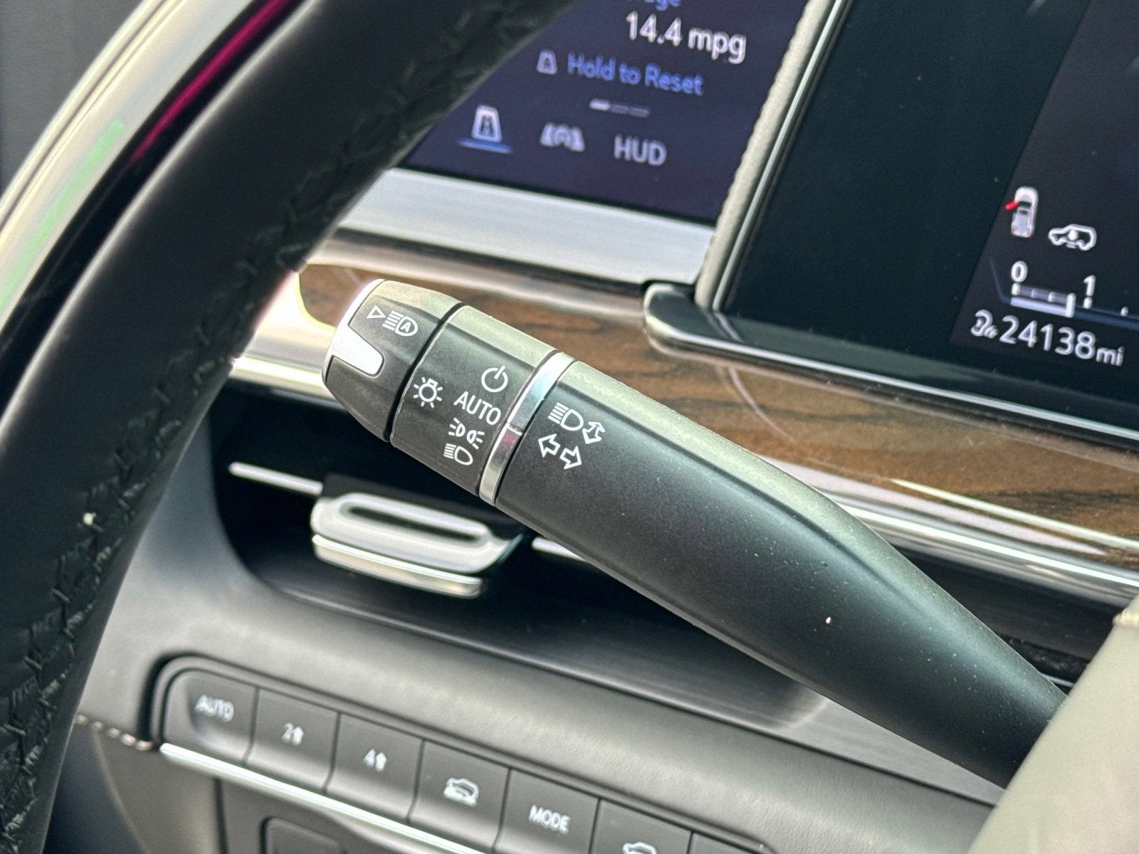 2024 Cadillac Escalade ESV Sport Platinum