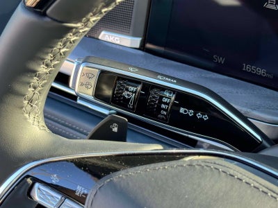 2025 Cadillac ESCALADE IQ Luxury 2