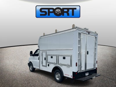 2025 Chevrolet Express Cutaway 3500 1WT