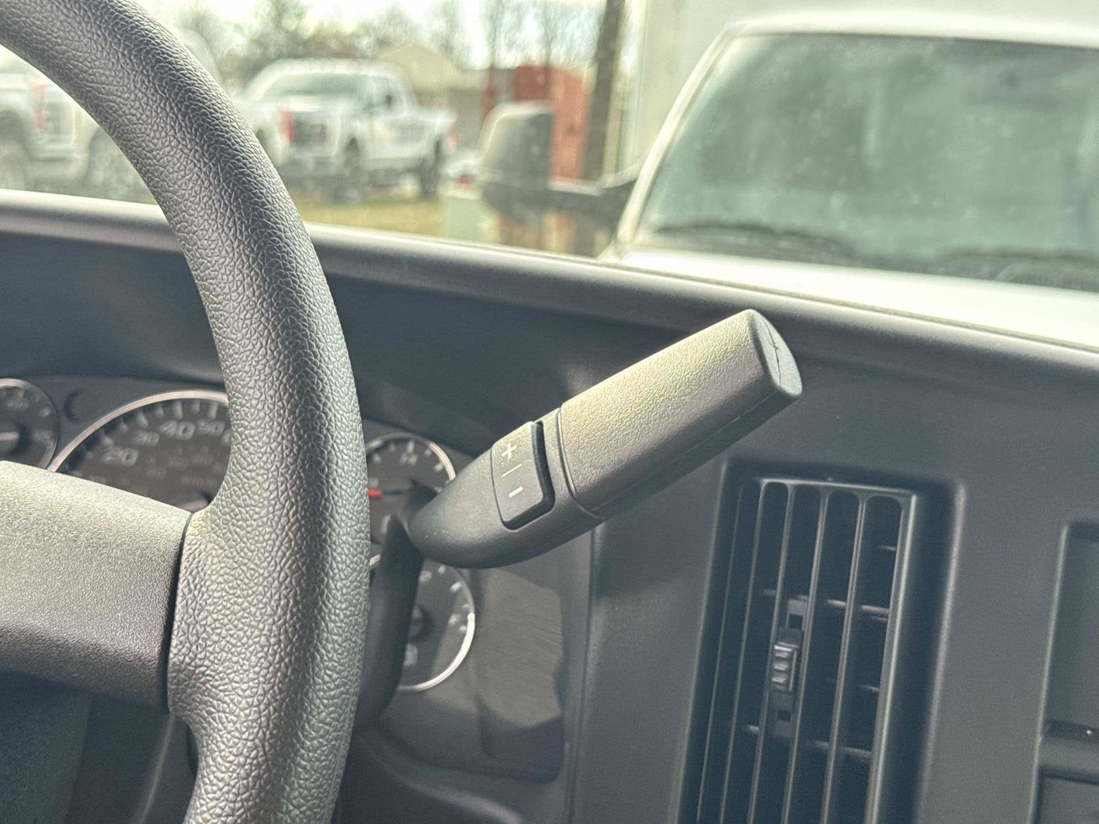 2026 Chevrolet Express Cutaway 3500 1WT