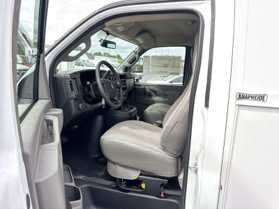 2026 Chevrolet Express Cutaway 3500 1WT
