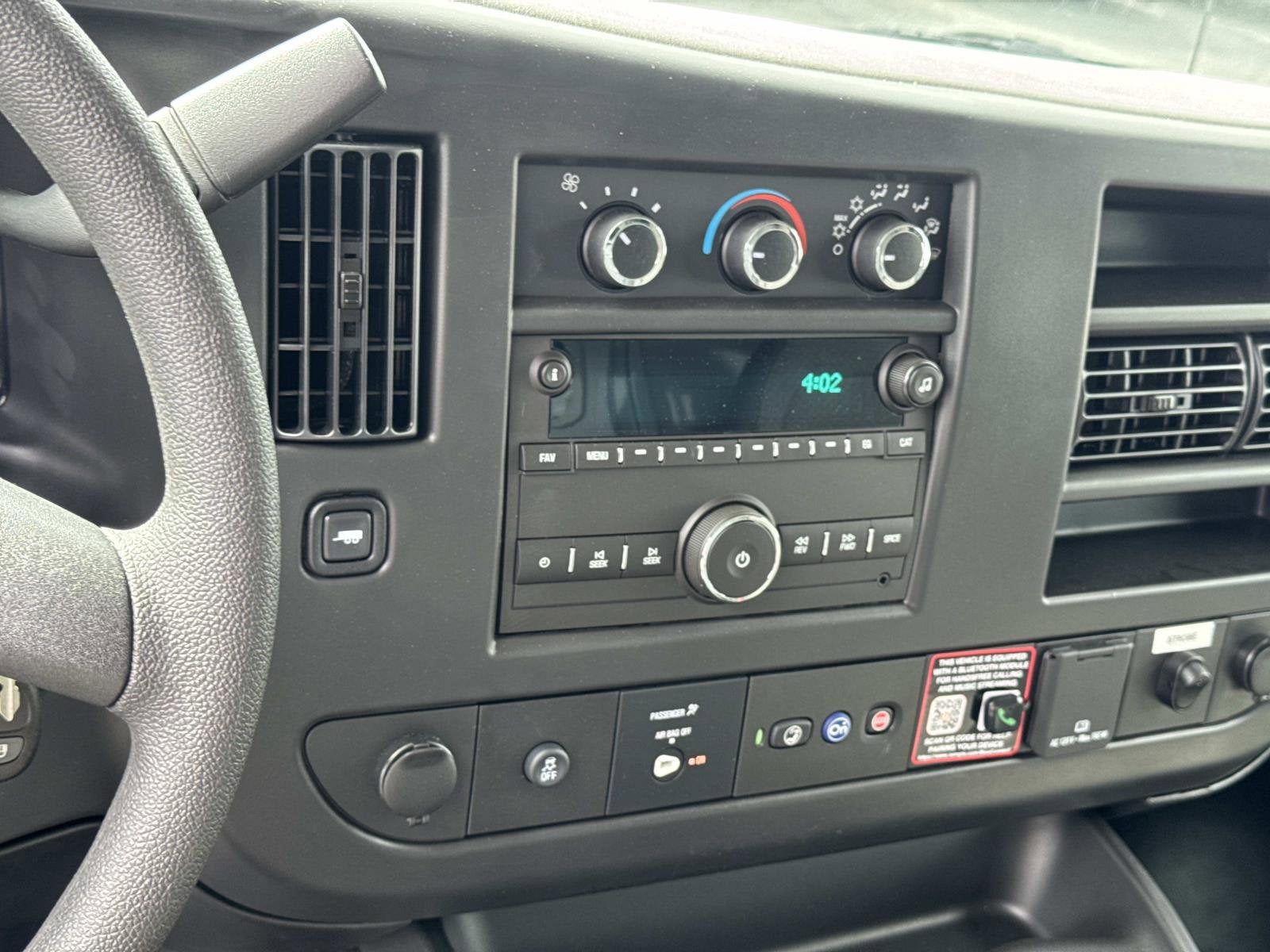 2026 Chevrolet Express Cutaway 3500 1WT