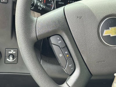 2026 Chevrolet Express Cutaway 3500 1WT