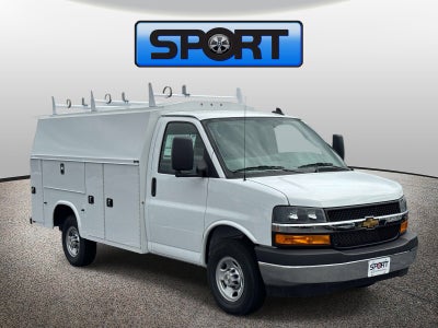 2026 Chevrolet Express Cutaway 3500 1WT